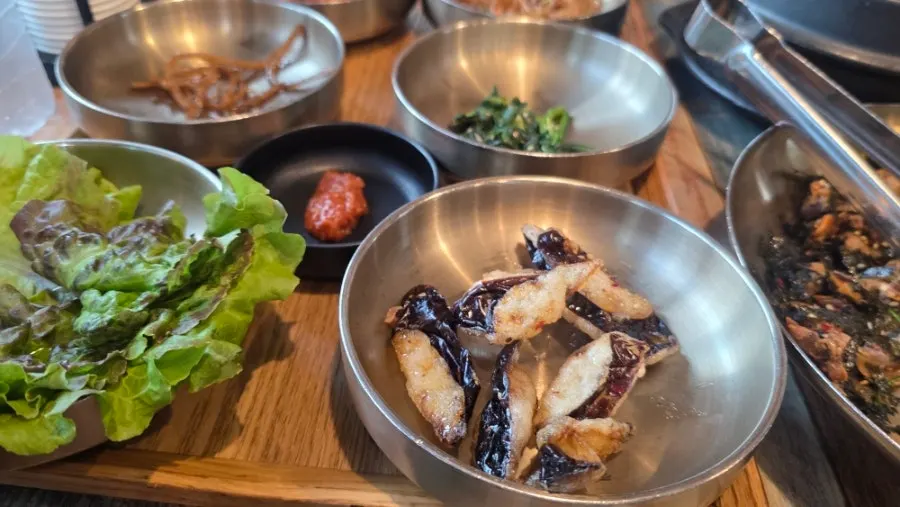 셀프바에 준비된 밥