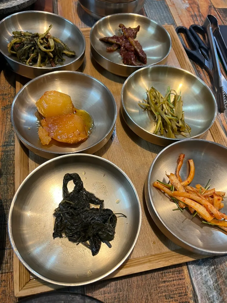 Korean set-meal side dishes and cheonggukjang