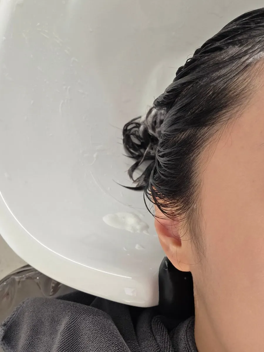 펌 중화 작업 장면