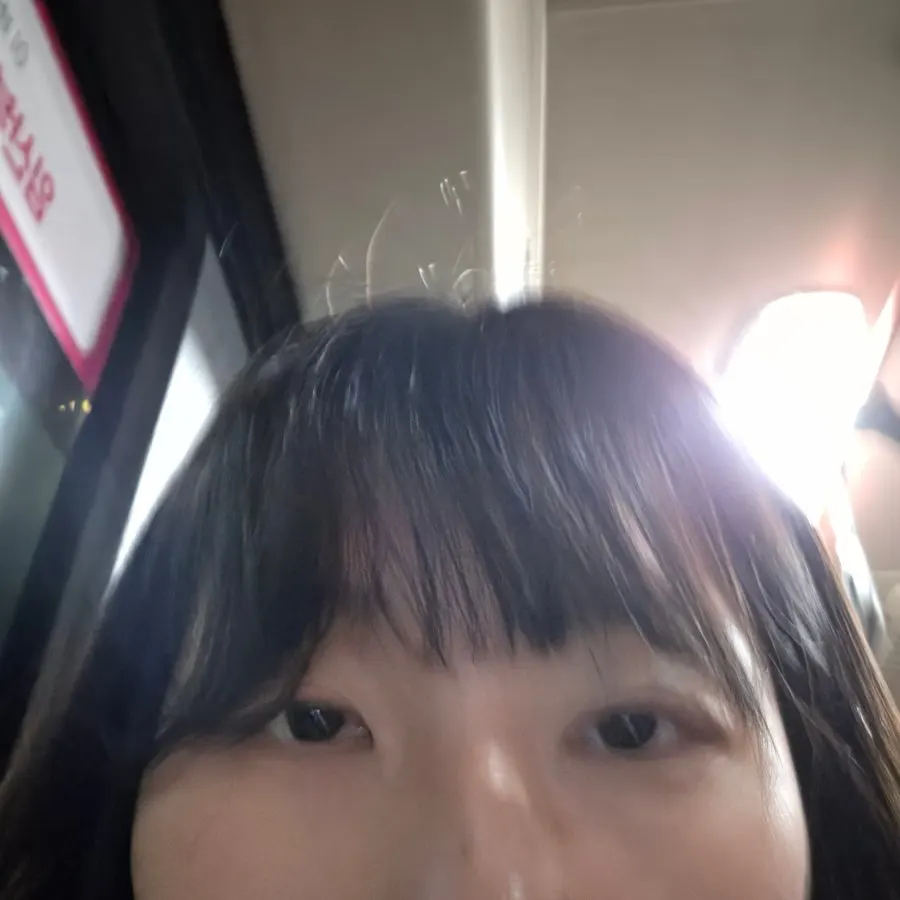 Hair immediately after the magic-setting perm