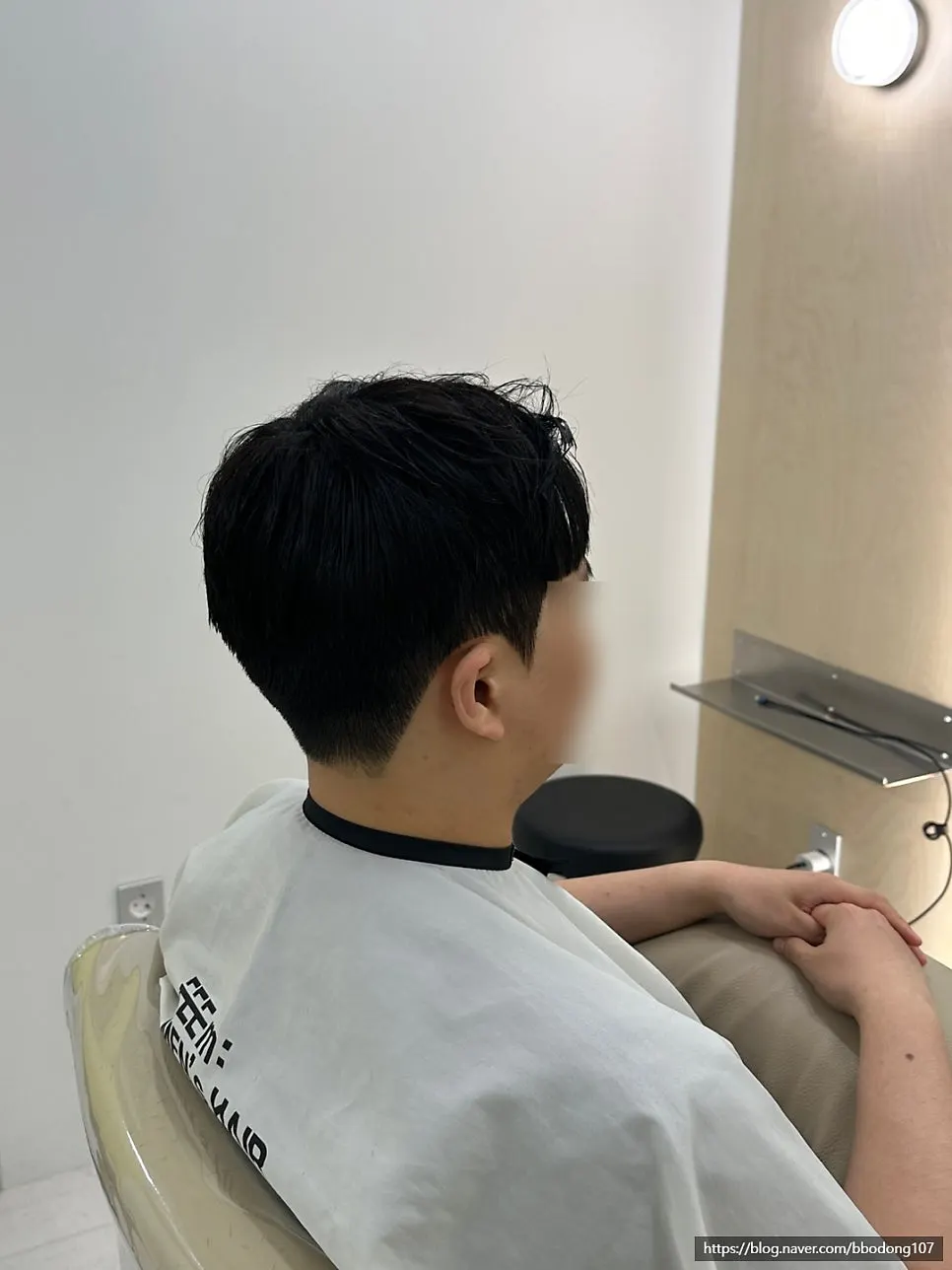 Neatly styled side hair after the treatment