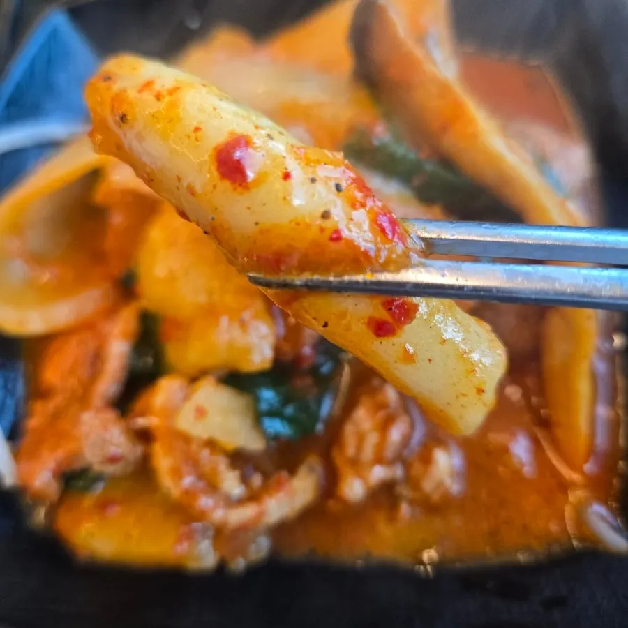 오리 편백찜과 곁들임 야채