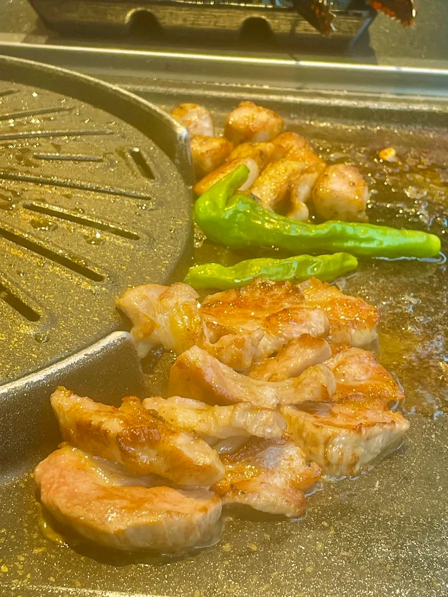 Gabrisal turning golden as it cooks