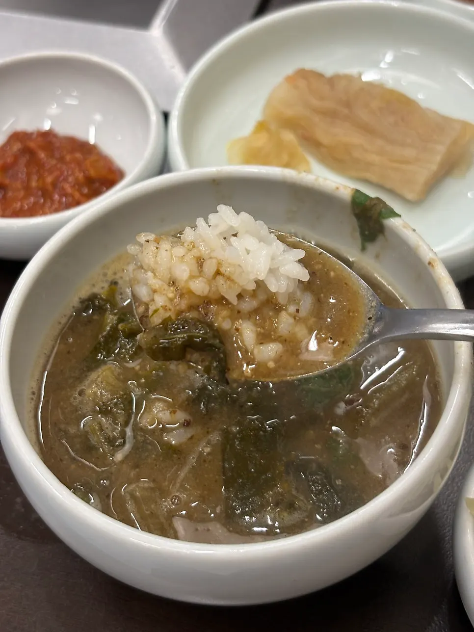 뚝배기에 담긴 장수 장어탕
