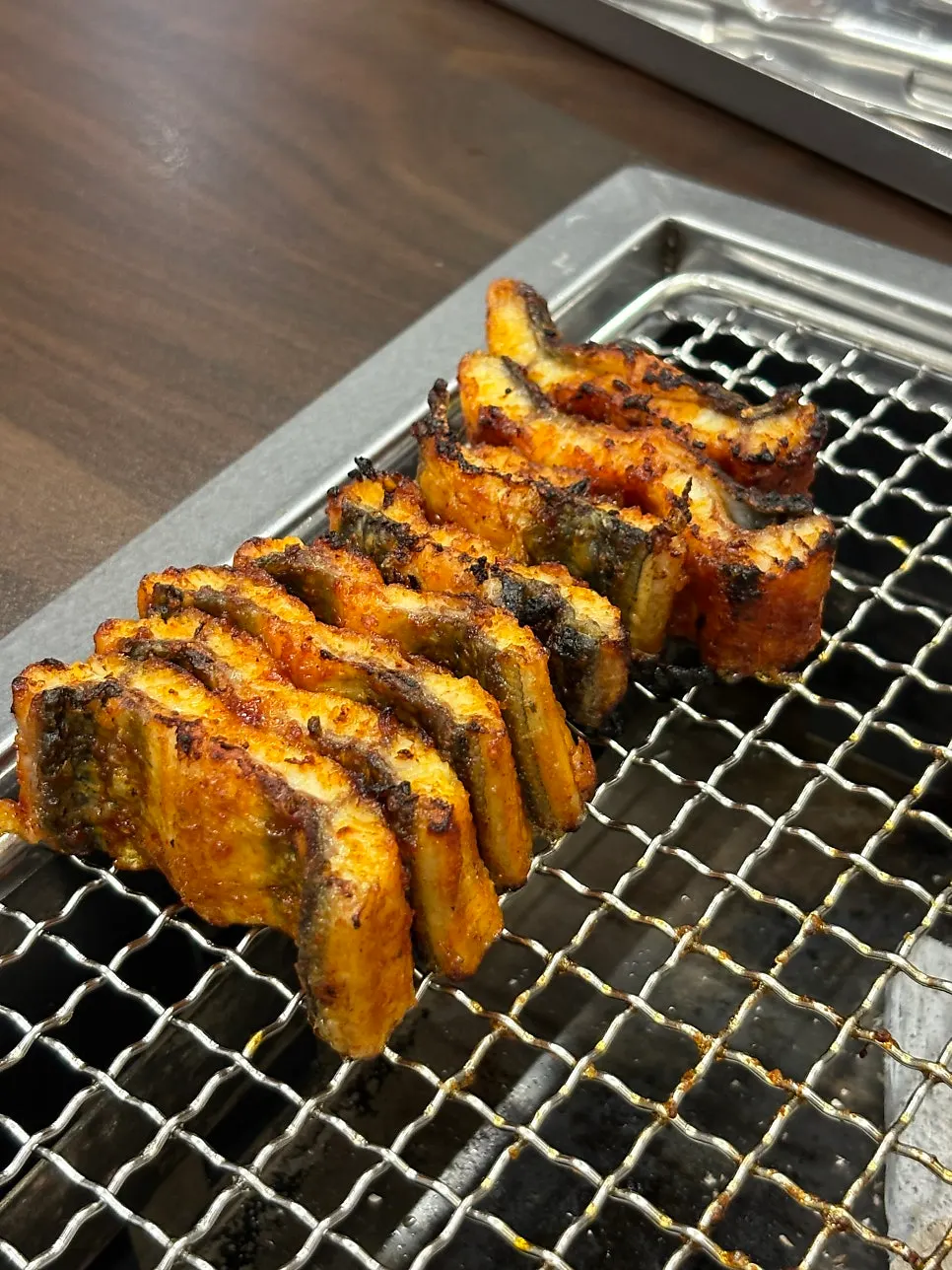 먹기 좋게 구운 장어