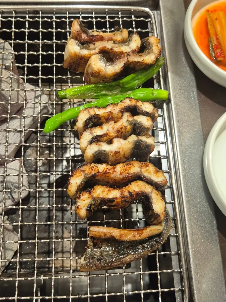 Well-browned eel tail piece