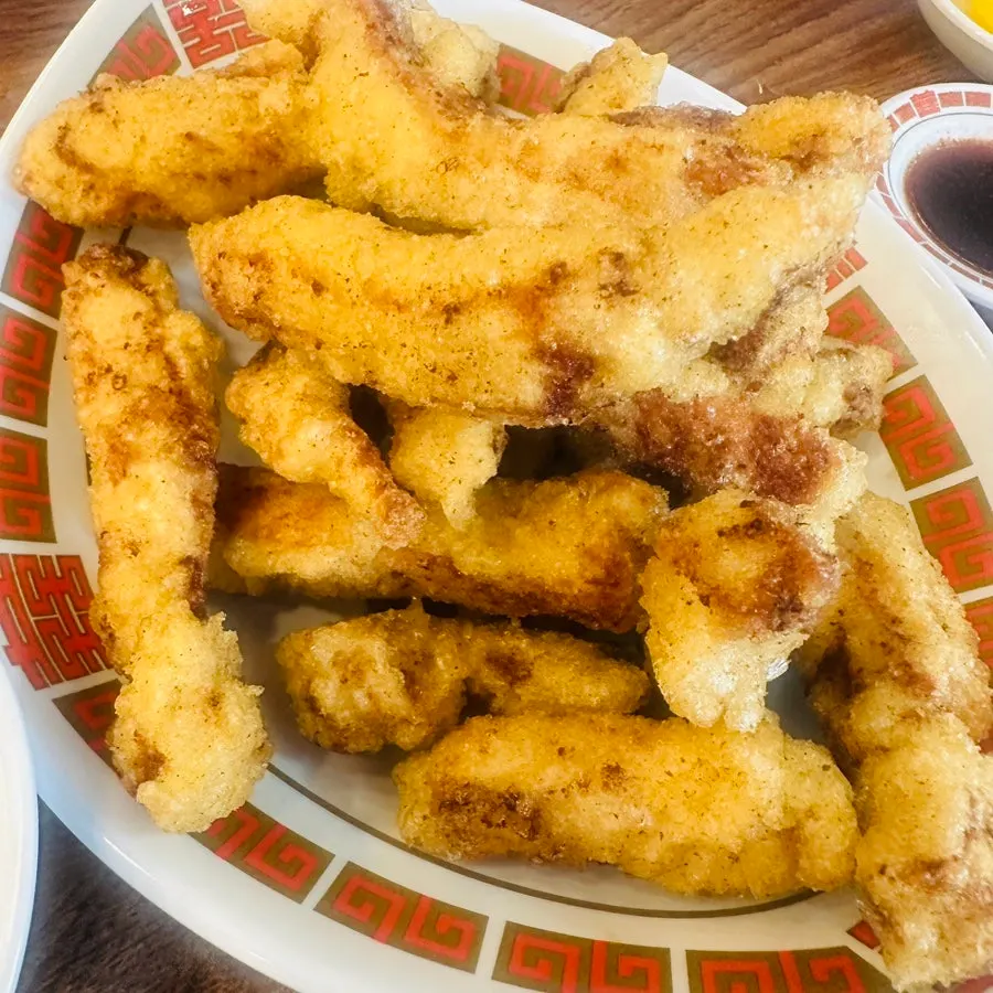 Plate of golden-fried garlic tangsuyuk