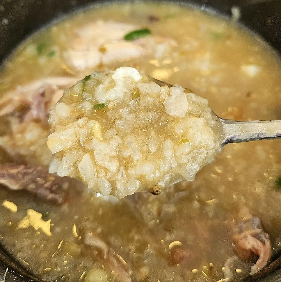 국물을 머금은 찹쌀 죽