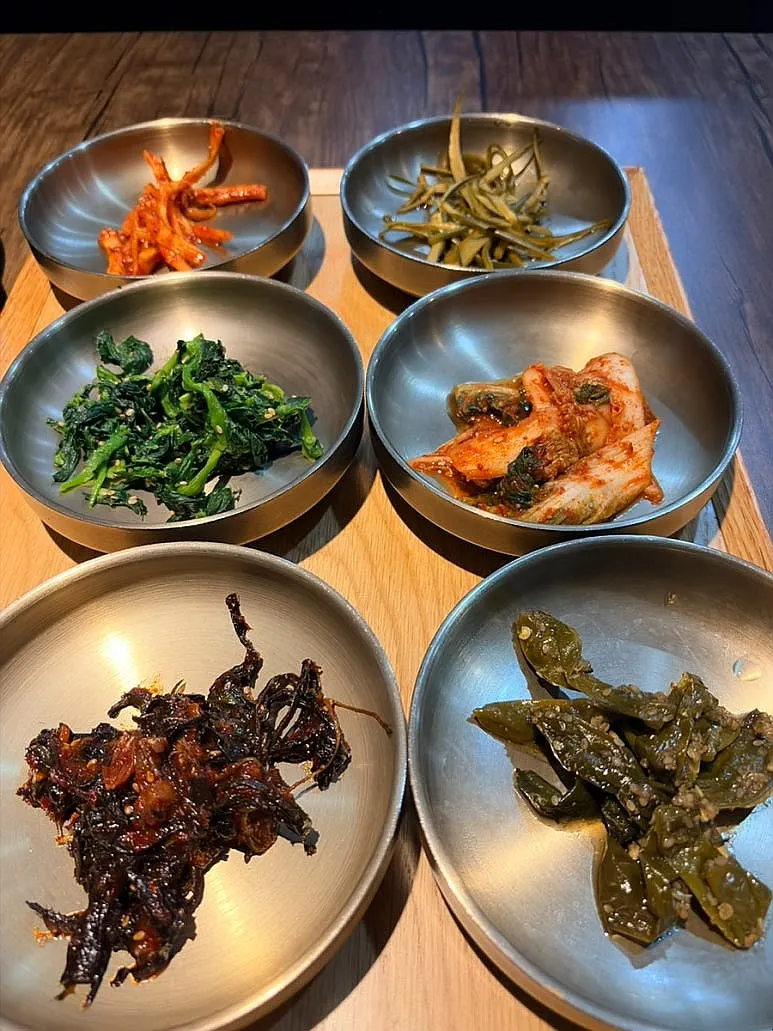 김치와 나물류 밑반찬