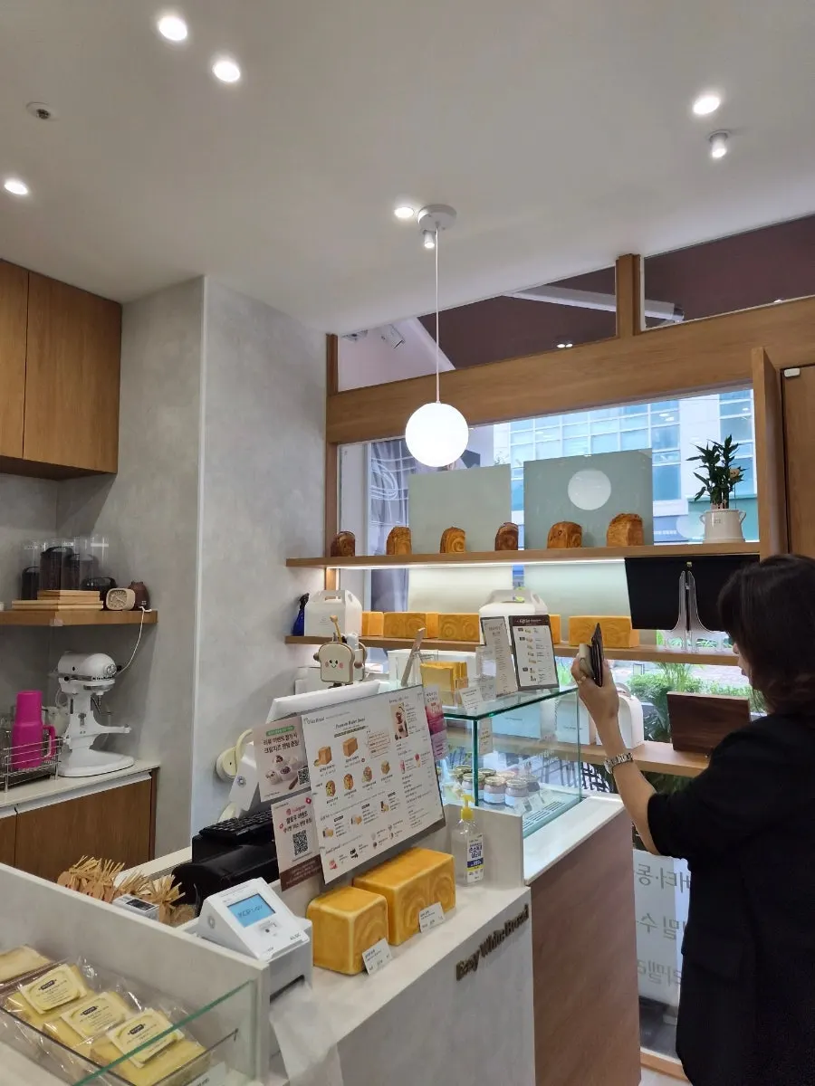 Interior display of freshly baked bread