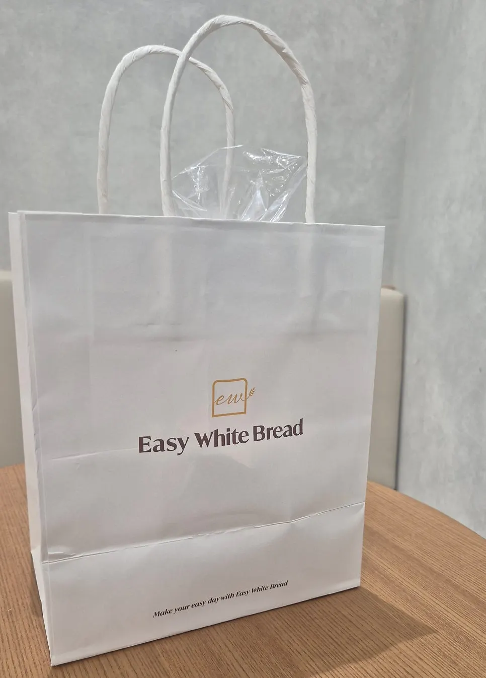 View of the milk bread specialty bakery in Bucheon's Sinjung-dong