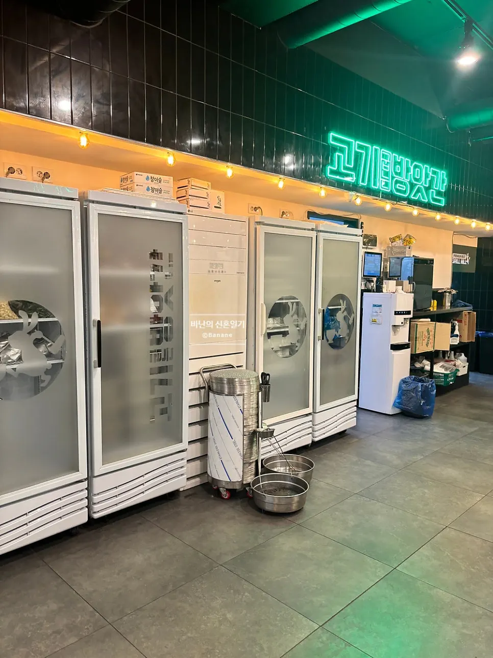 Side dishes at the self-serve corner