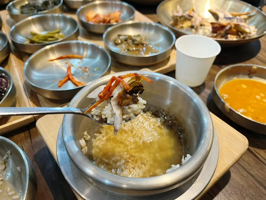 Set makanan Korea selepas selesai makan