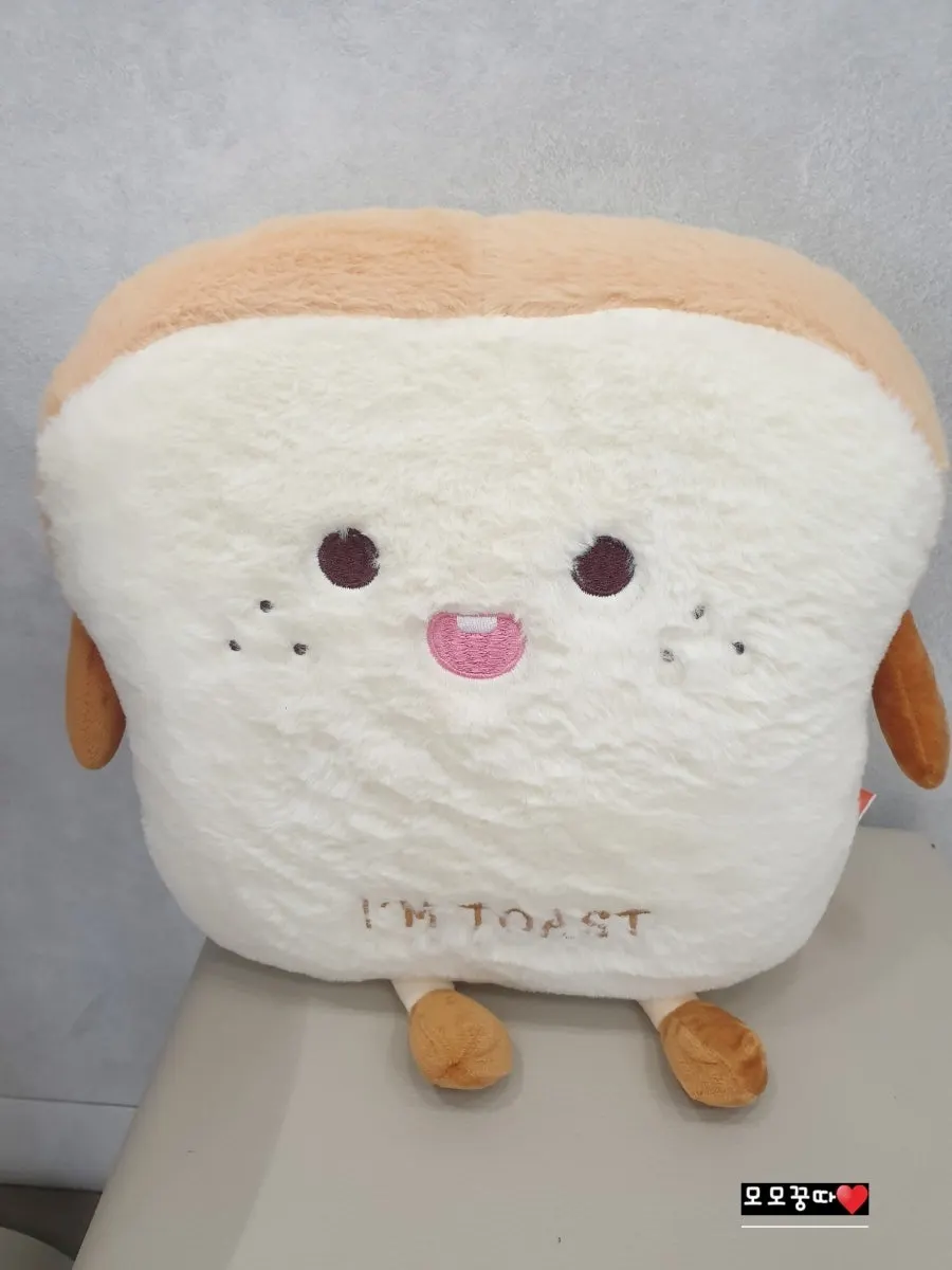 Packaged milk bread from Easy White Bread Sinjung-dong branch