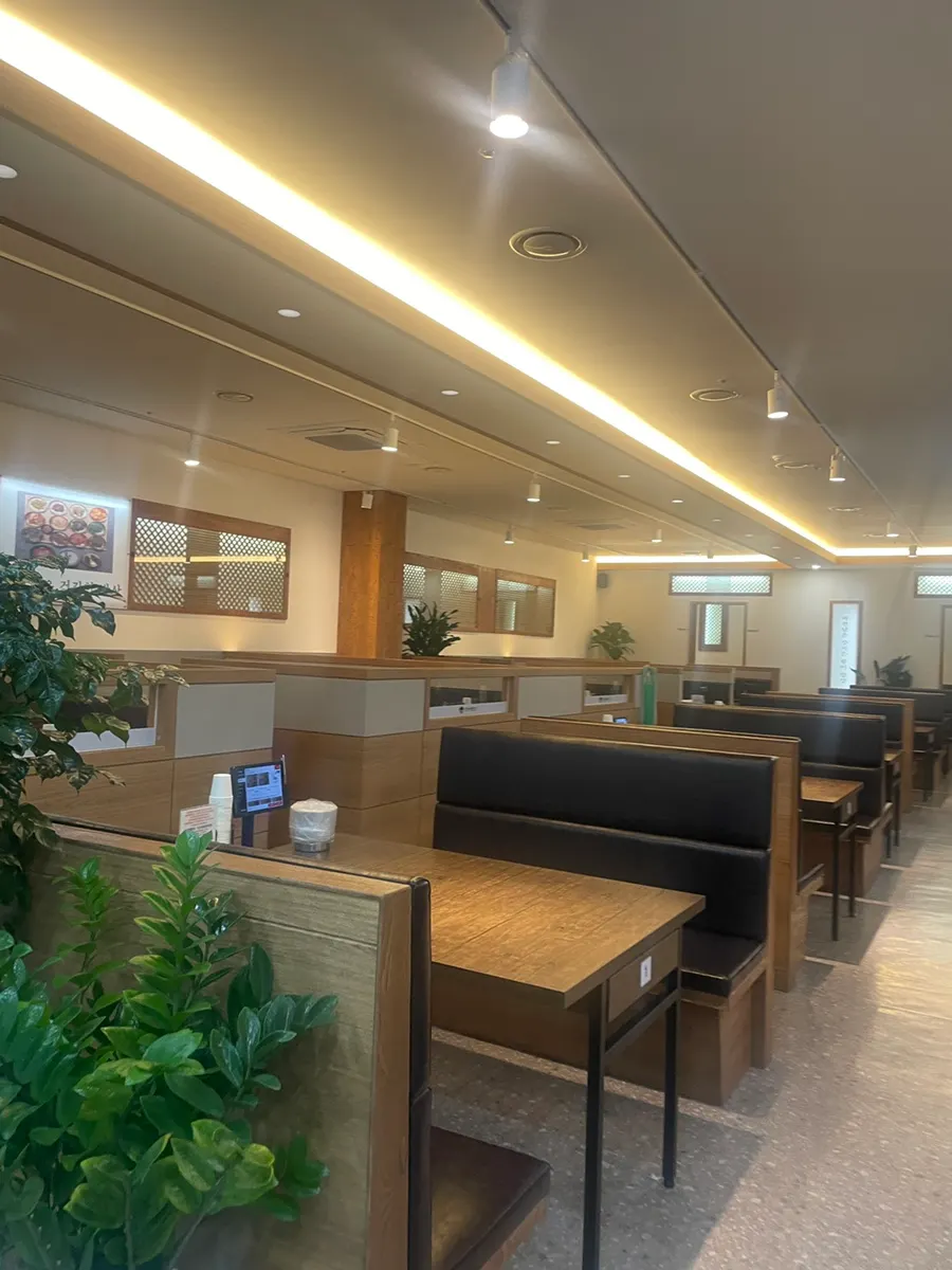 Location and hours information for a Korean restaurant near Sinjung-dong Station