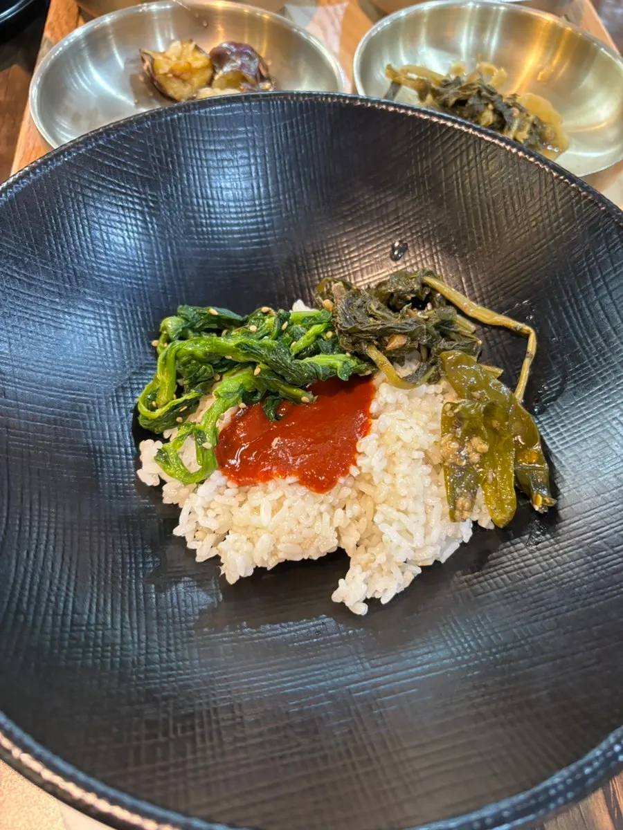 Bibimbap mixed with sesame oil