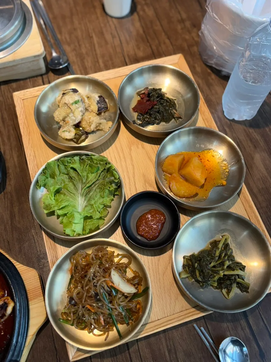 A full Korean set meal laid out on the table