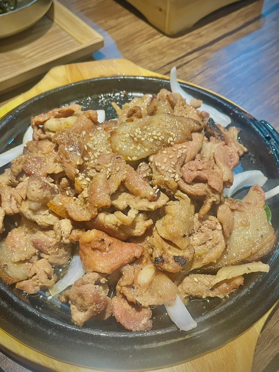 김명주뜰안채밥상 신중동점 한정식 상차림