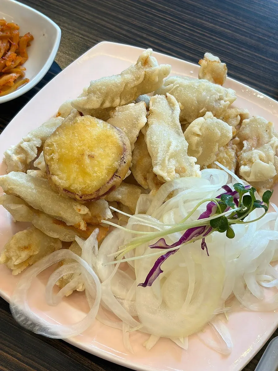 새우볶음밥 한 접시