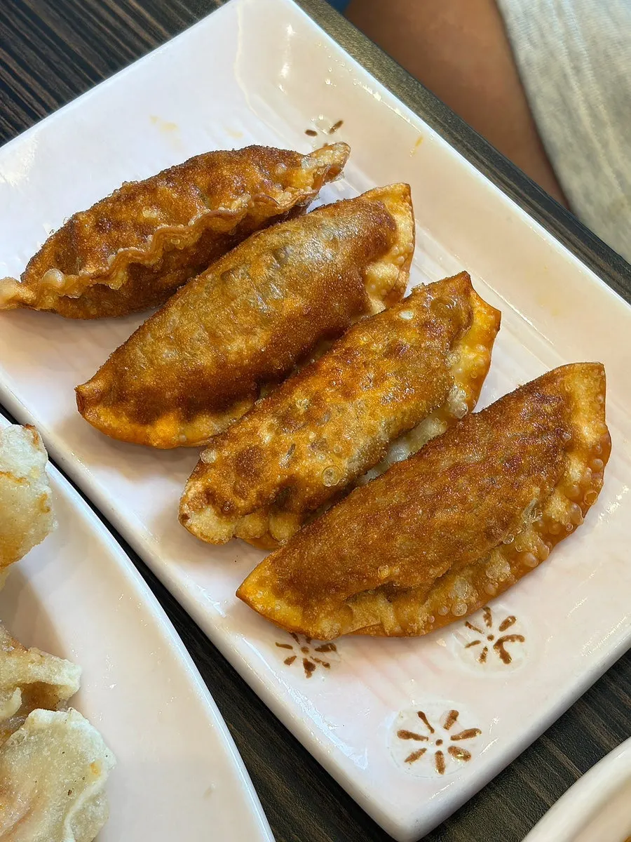네이버 예약 쿠폰으로 받은 짬뽕튀김만두