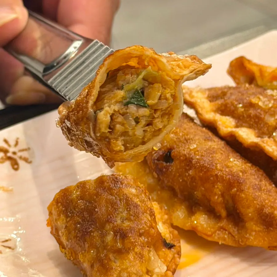 Cross-section of the fully packed jjamppong dumplings
