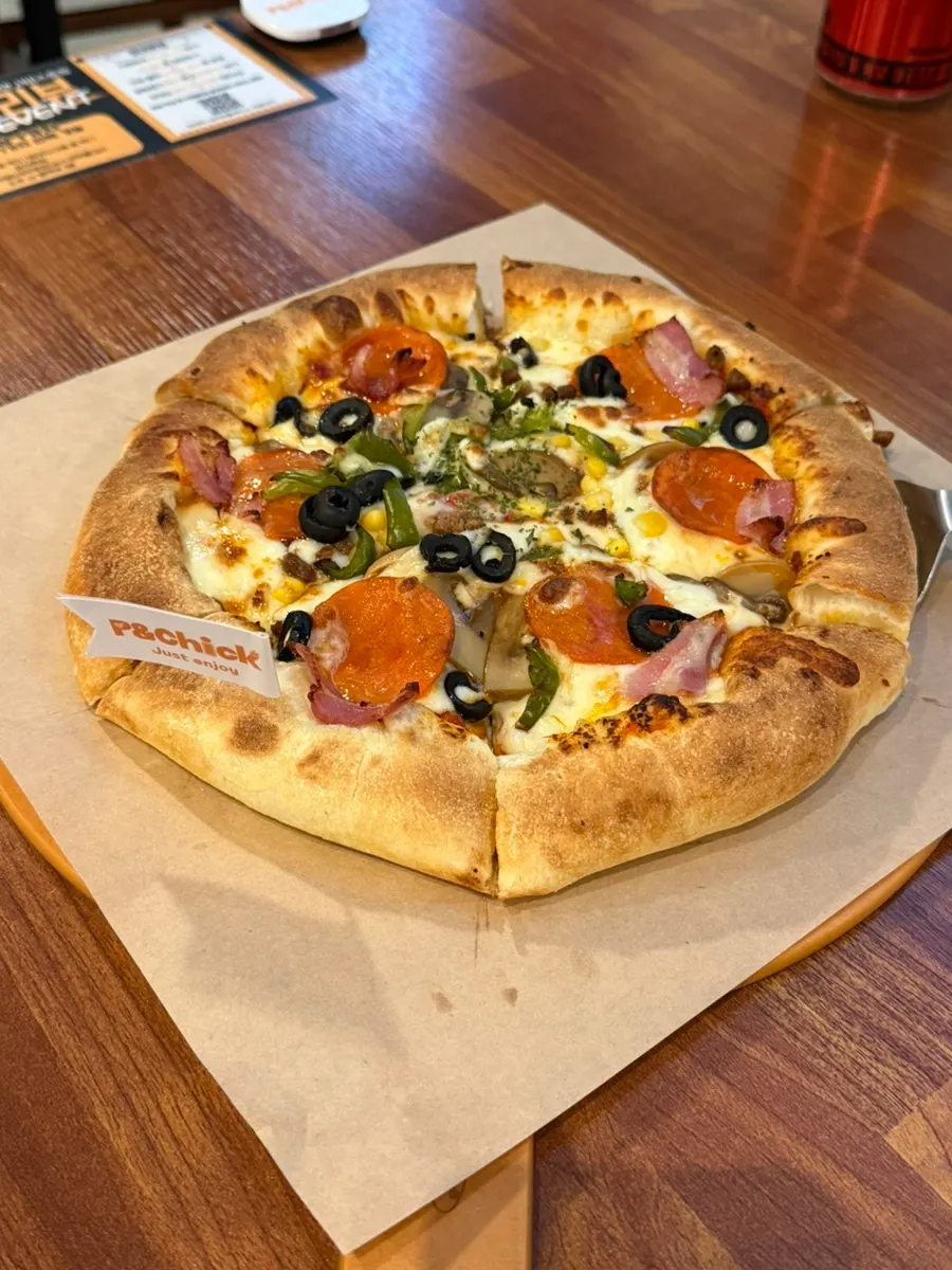 피앤칙 콤비네이션피자 한 판