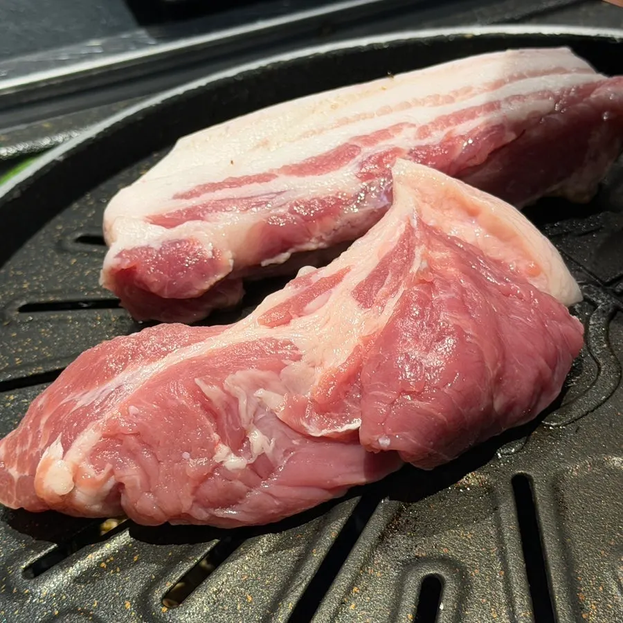 깻잎과 김가루를 넣은 간장계란밥