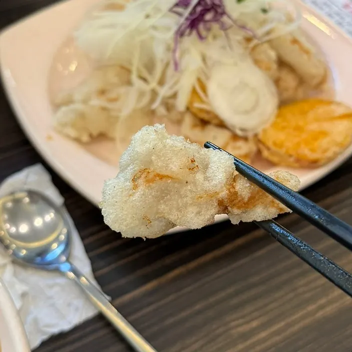 Close-up of crispy fried sticky rice tangsuyuk