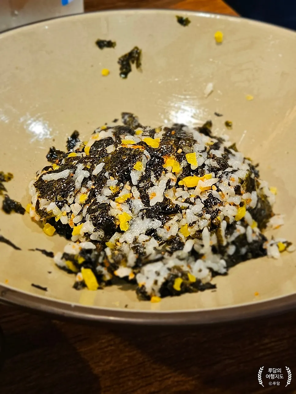 Flying-fish-roe rice ball side dish