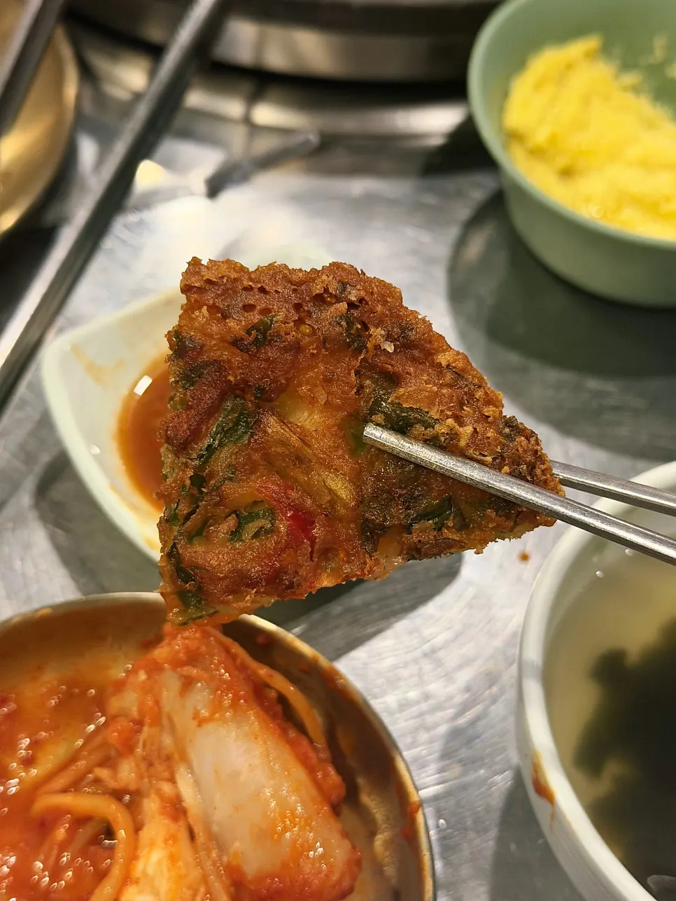 Crispy-fried seafood pancake