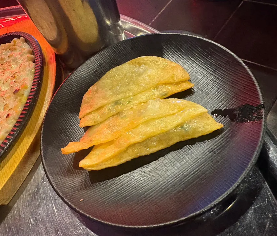 알고니찜과 함께 나온 전병