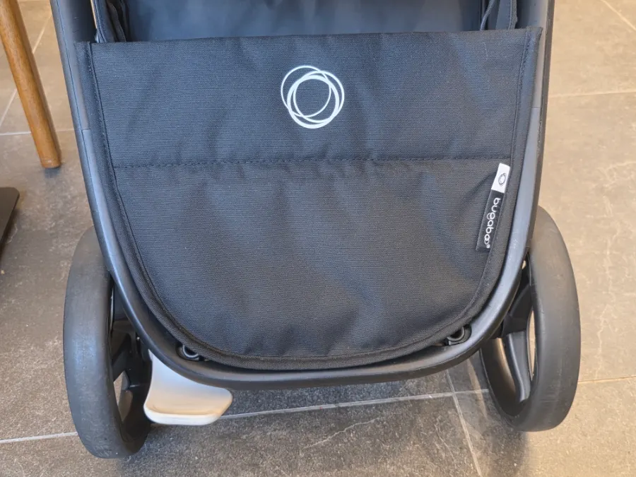 The stroller handle area after washing