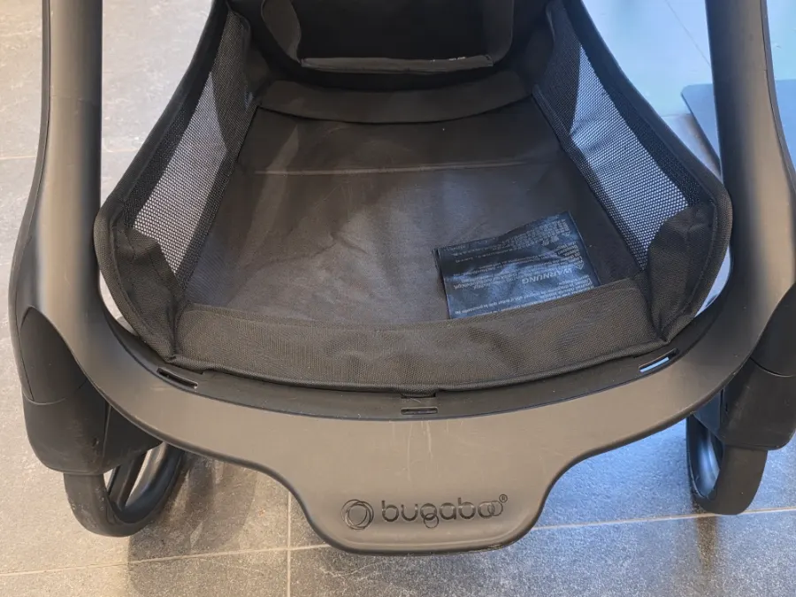 The stroller ready to use after washing was complete