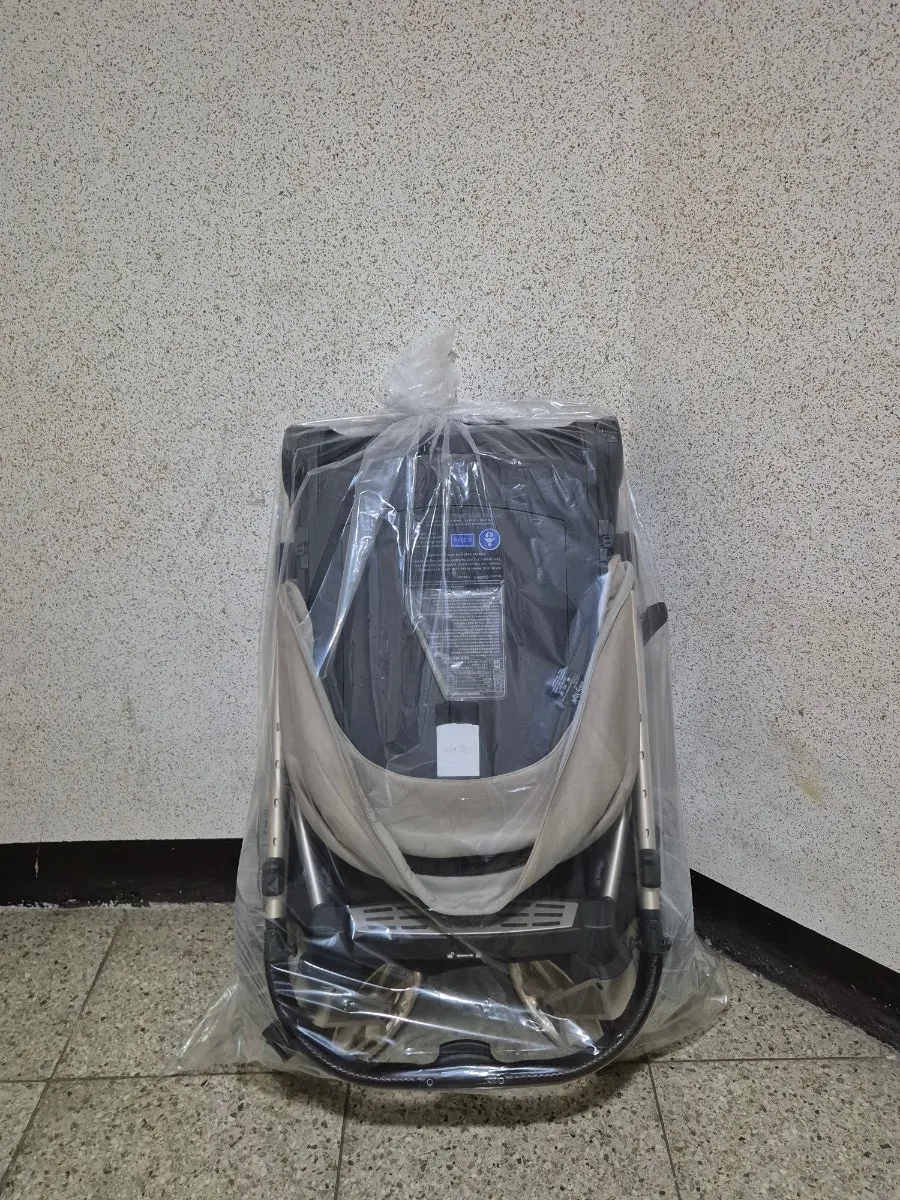 Cleaned stroller delivered to the front door