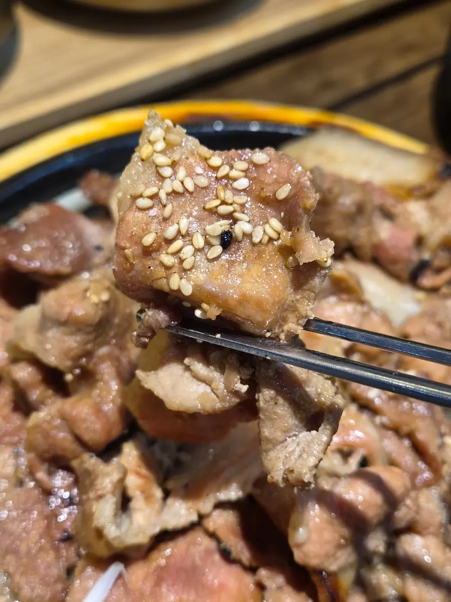 Charcoal-grilled pork with real charcoal smokiness