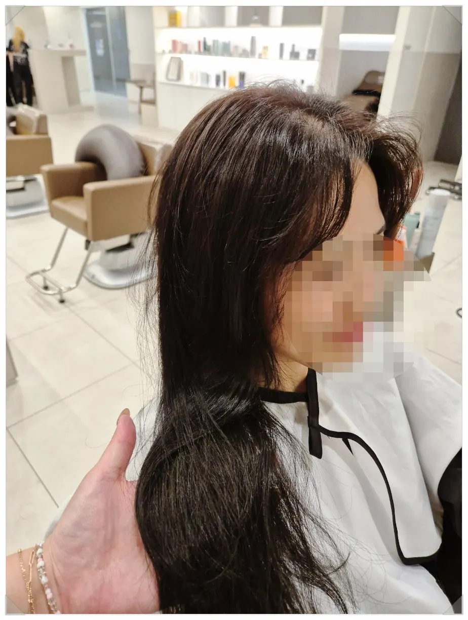 염색 마무리 후 뒷머리 컬러