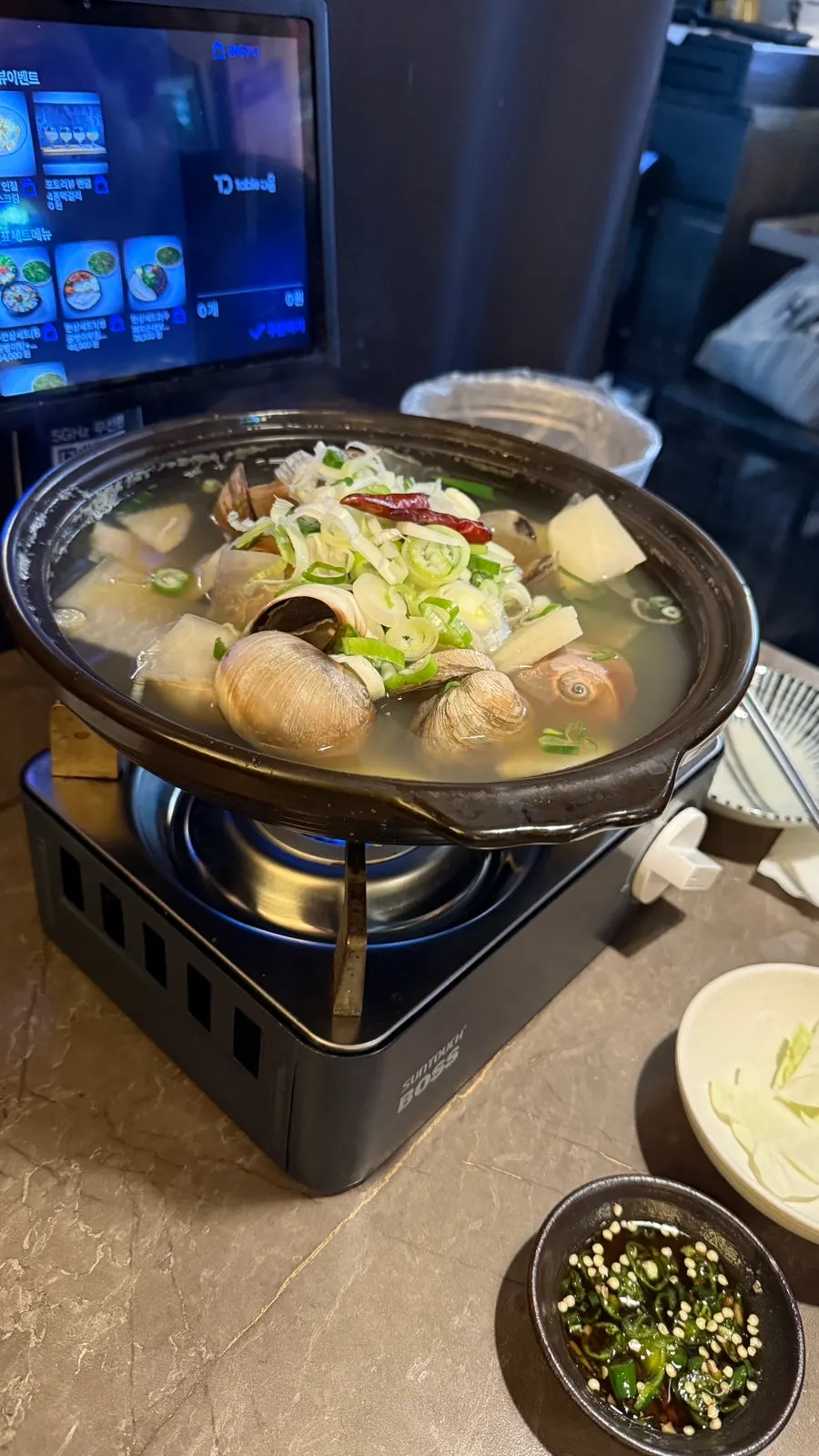 Soup set with original minari pancake and whelk stew