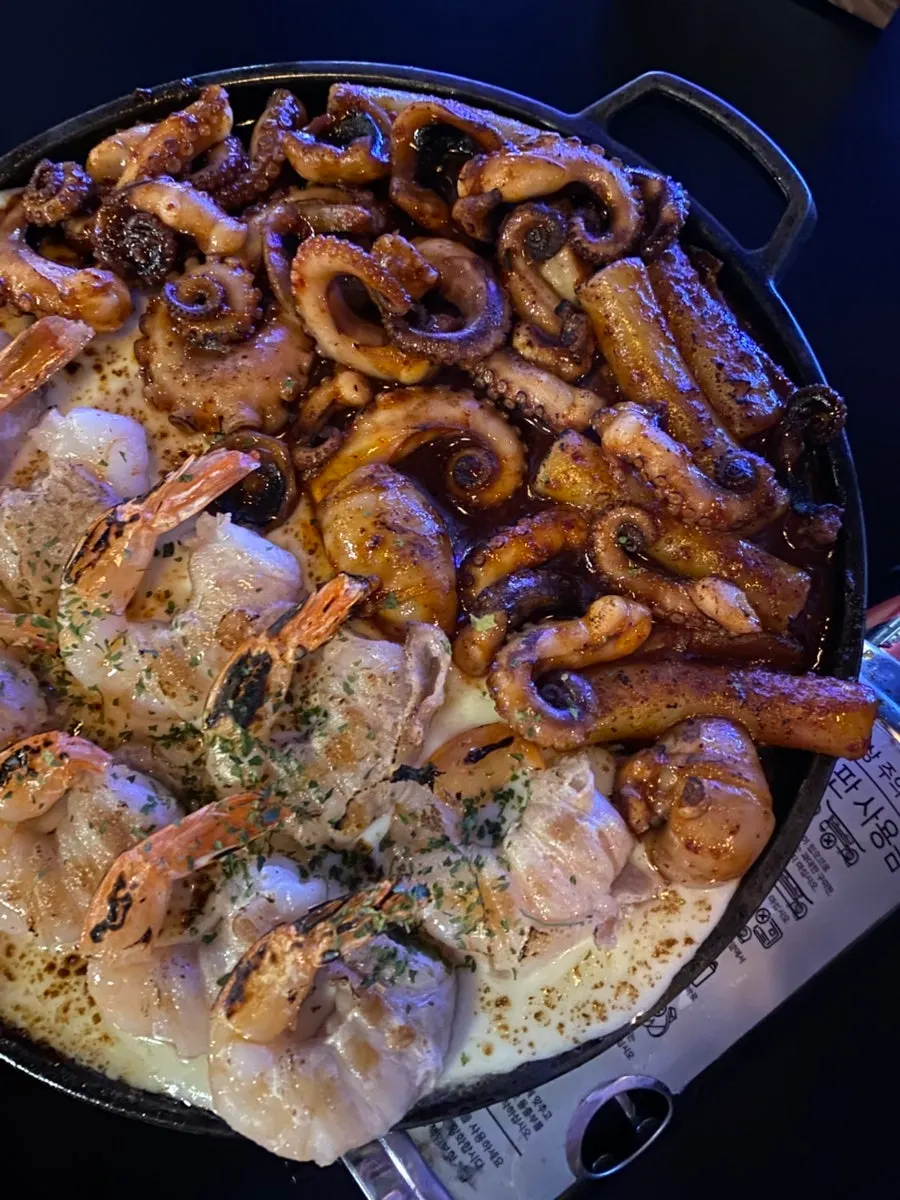 식사를 마친 부단 남포점 테이블