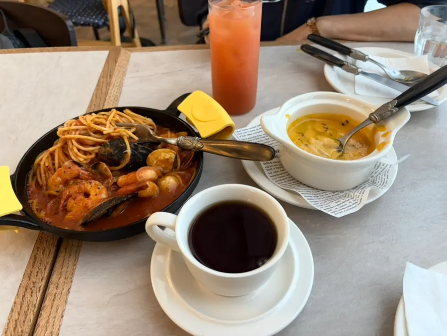 A cup of americano included in the set