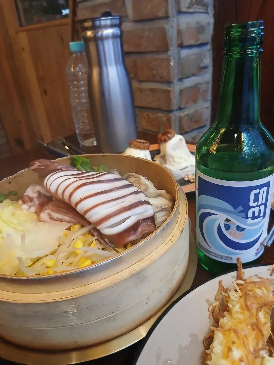 Minari and squid combination inside the onari-jjim