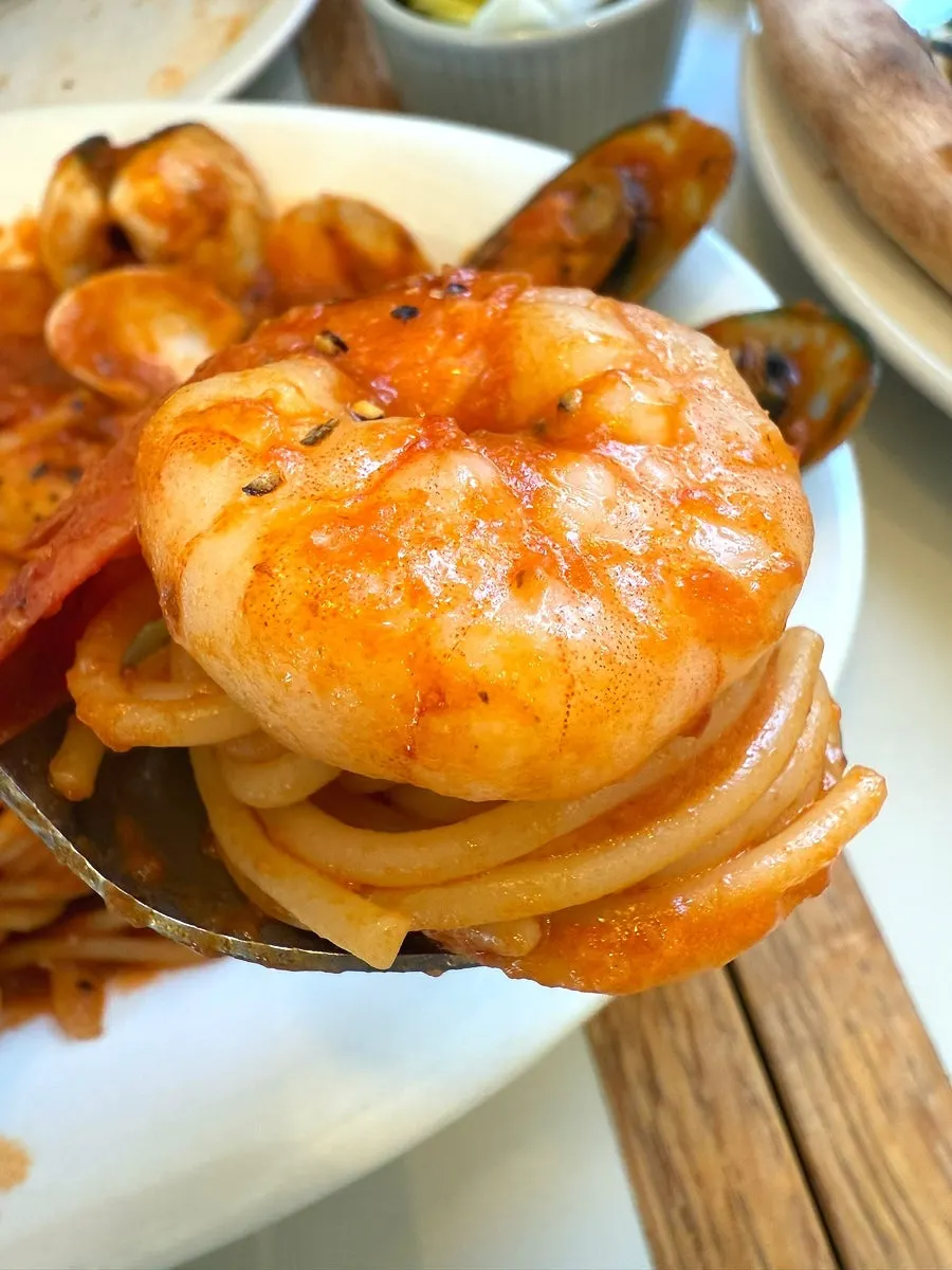 Seafood tomato pasta with shrimp and mussels