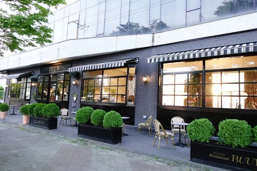 Exterior of Bueokgan Sangmu Branch in the Sangmu district of Gwangju