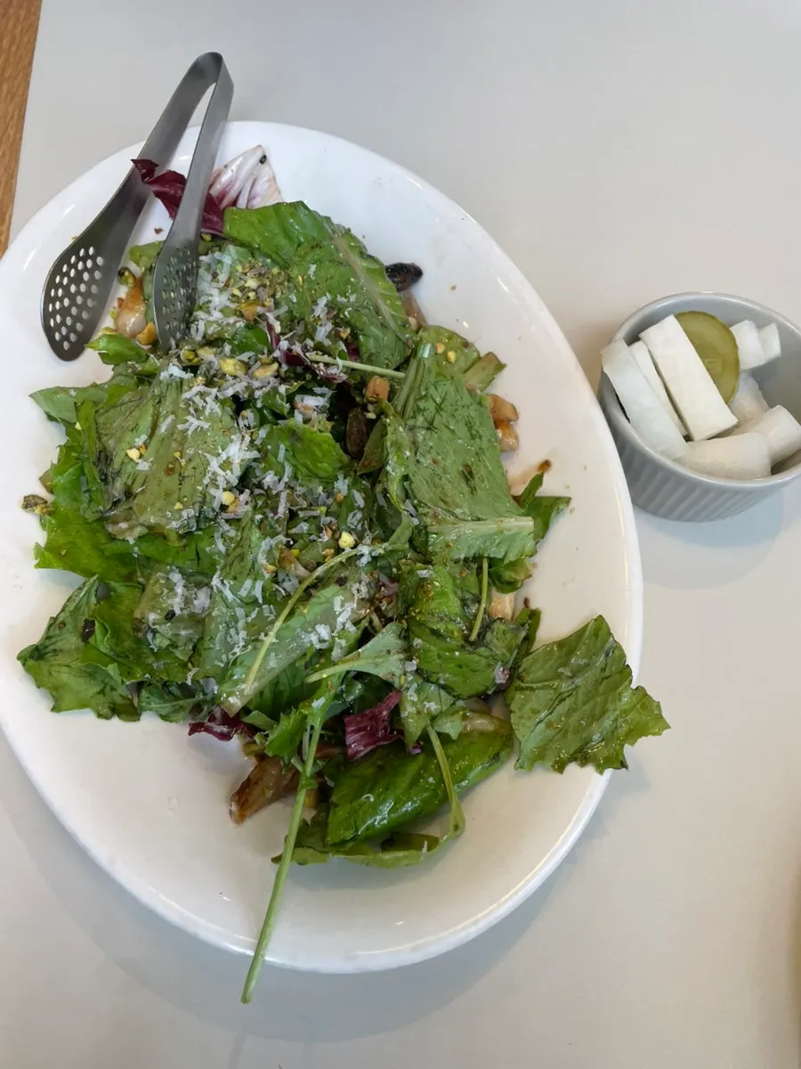Mushroom grilled salad topped with grilled mushrooms