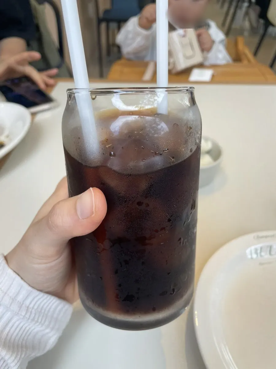 A cup of coffee at Bueokgan Suwan Branch