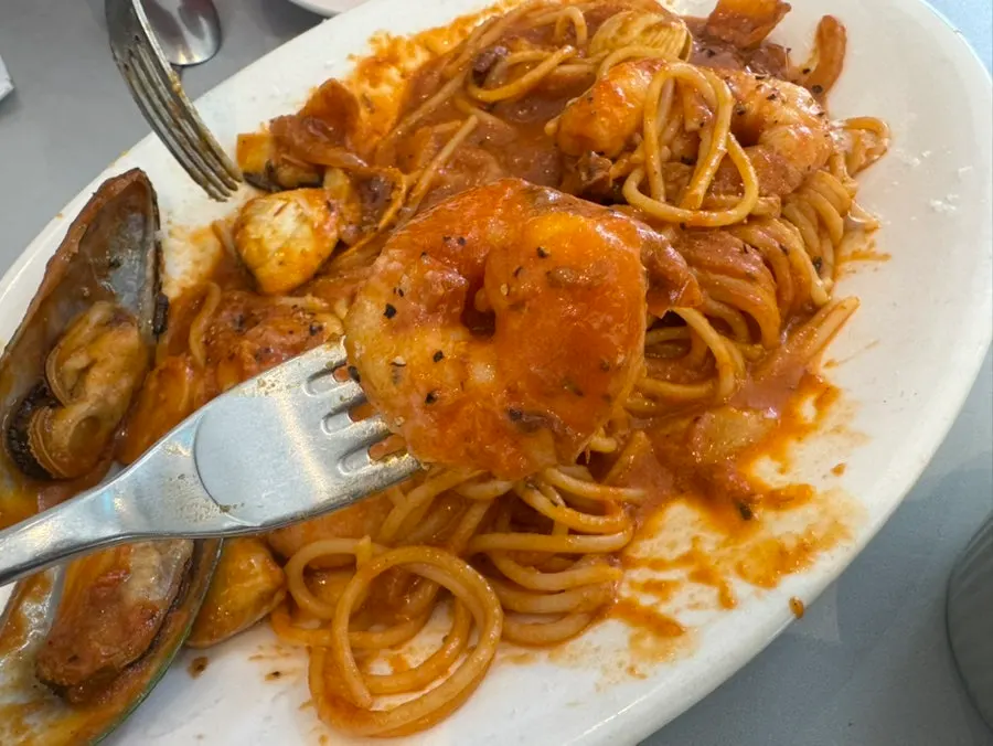 브런치로 먹은 토마토 파스타 클로즈업