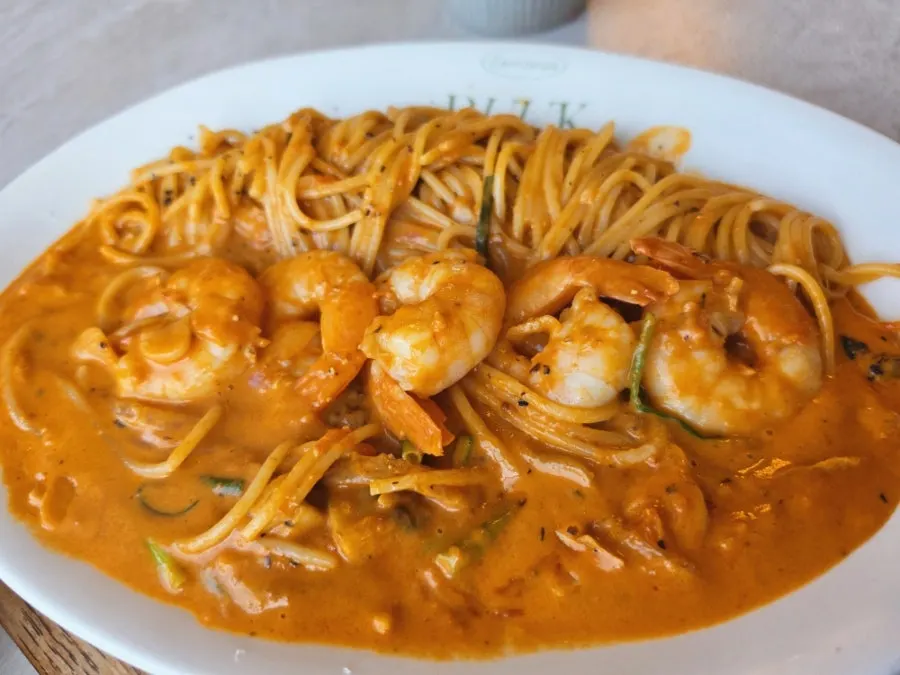 Shrimp rosé pasta at Bueokgan Sangmu Branch