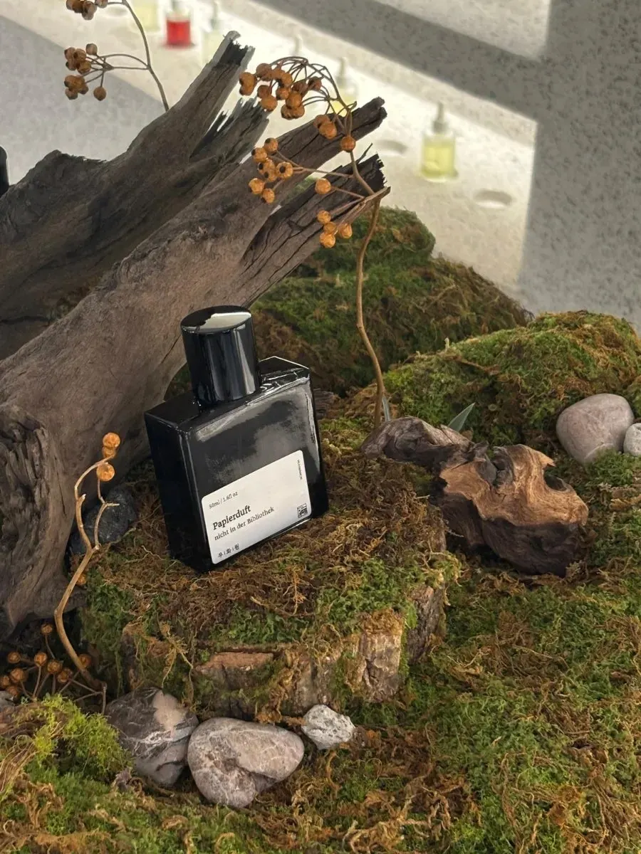 Perfumes completed with different scents