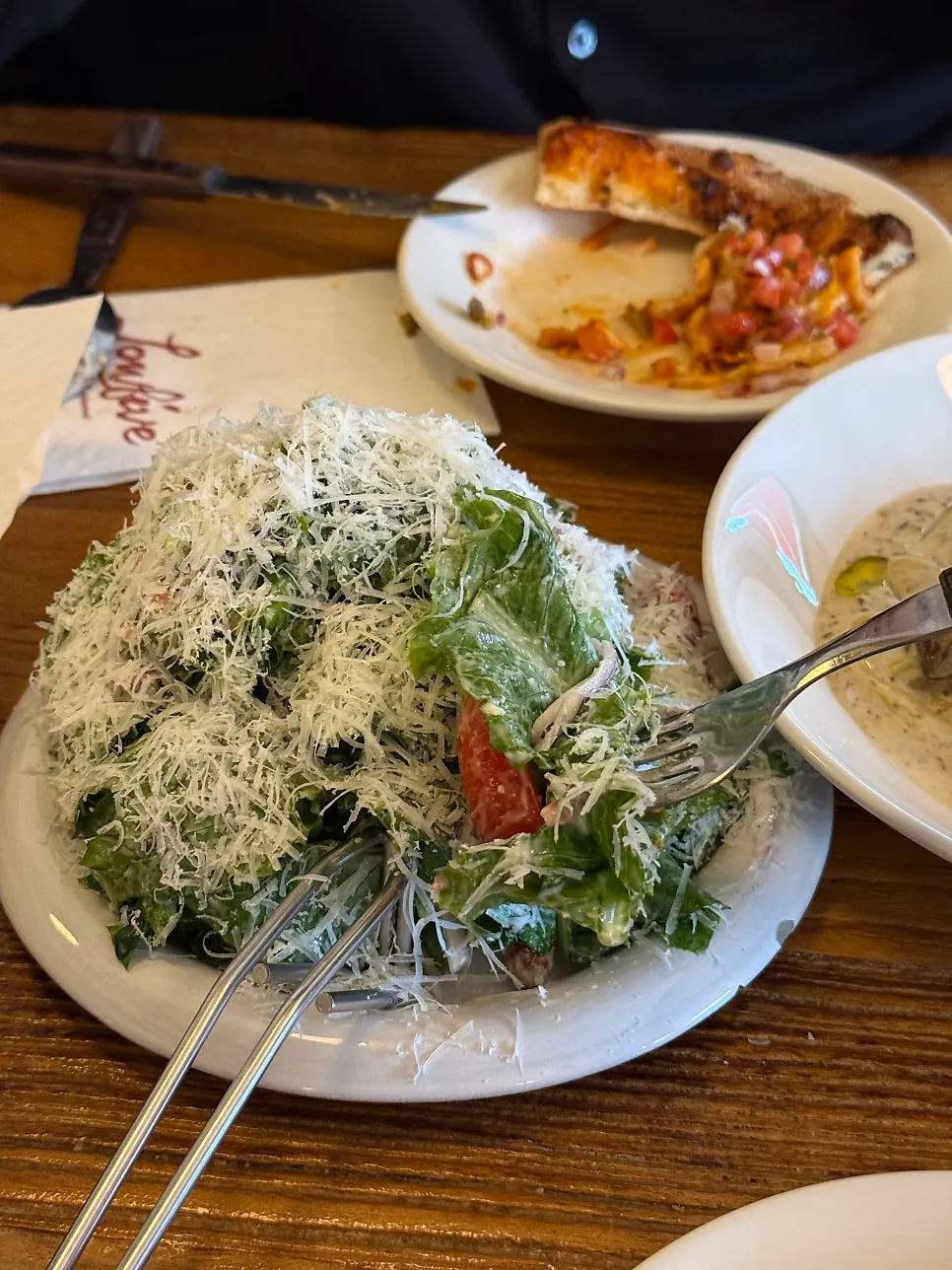 Caesar salad with lemon and cheese
