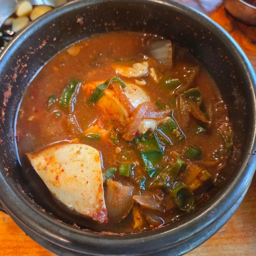 A bowl of doenjang jjigae ordered alongside the bulgogi