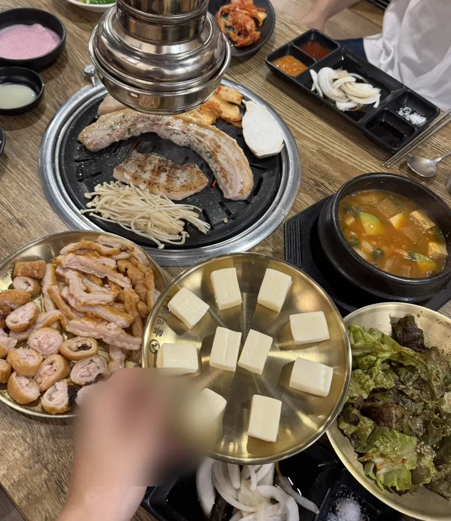 추가로 주문한 흑미밥
